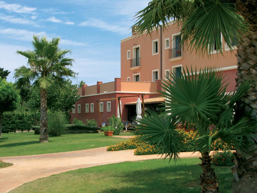Hotel Igv Club Baia Samuele Sampieri Exterior foto